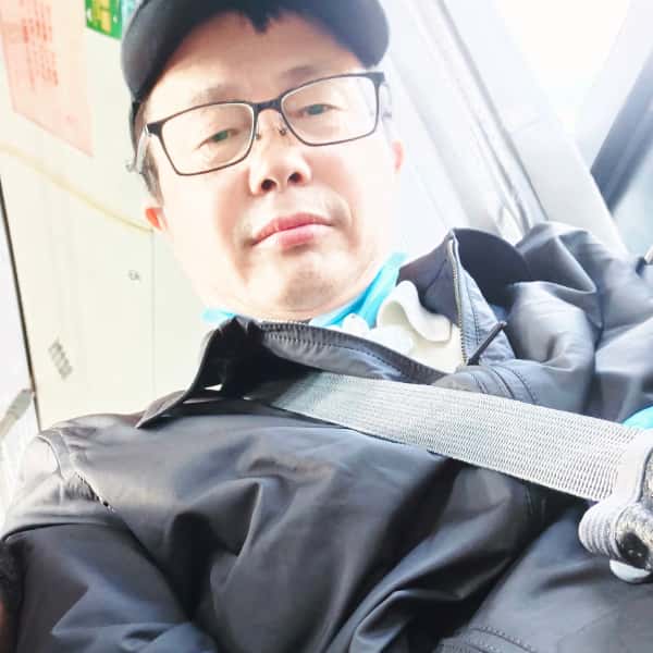 上海56岁单身帅哥真诚找对象-安福征婚相亲网