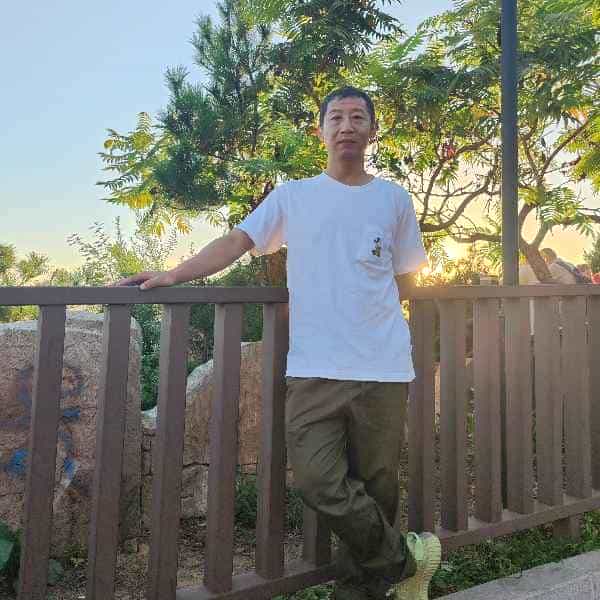 47岁岁辽宁单身帅哥 - 安福吉缘网